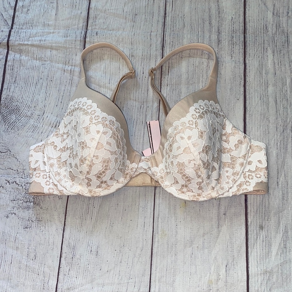 Victoria’s Secret Body By Victoria Bra Size 34B